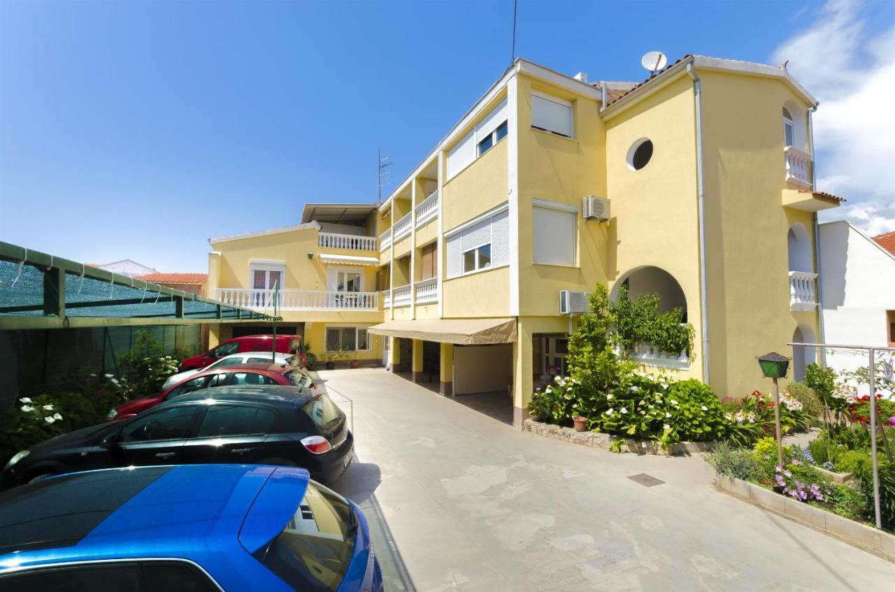 Apartments And Room Take It Easy Tribalj Esterno foto
