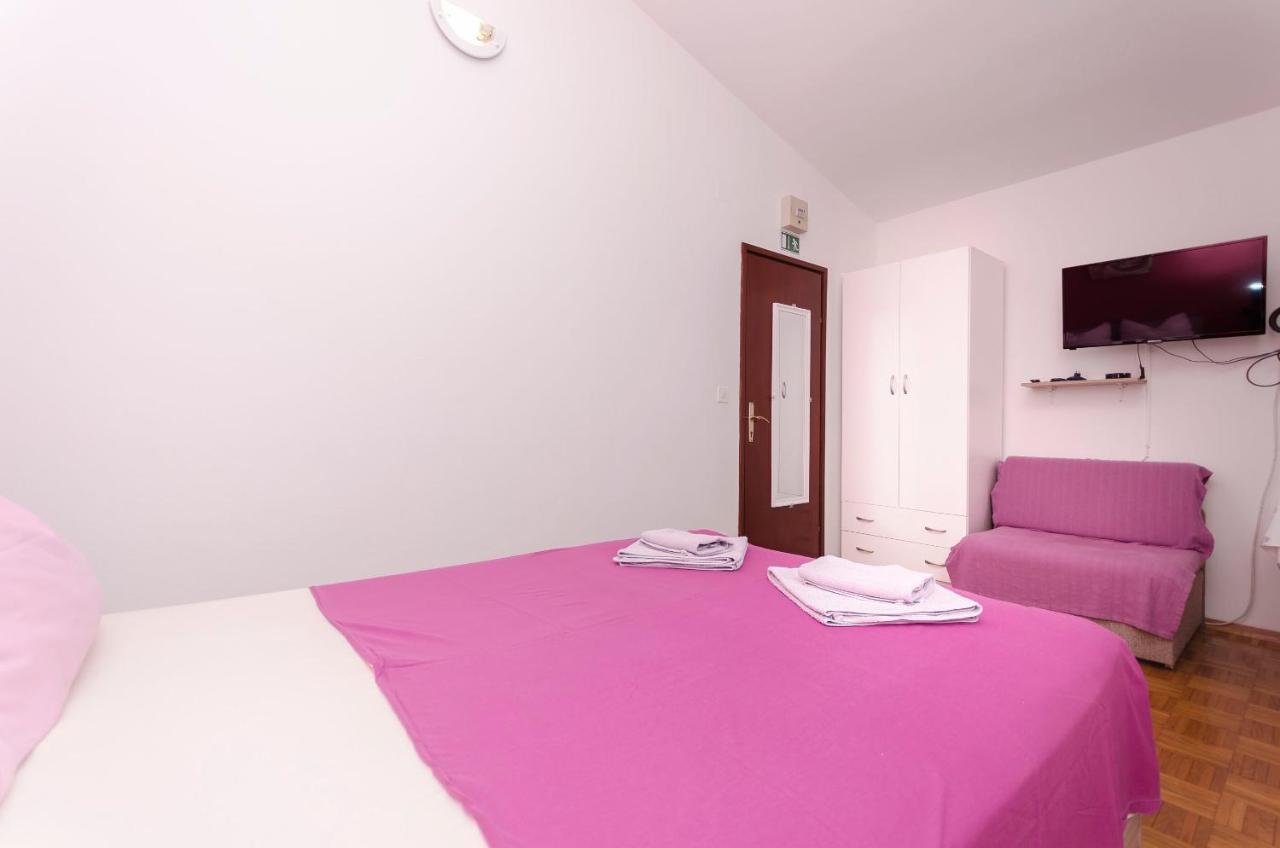 Apartments And Room Take It Easy Tribalj Esterno foto