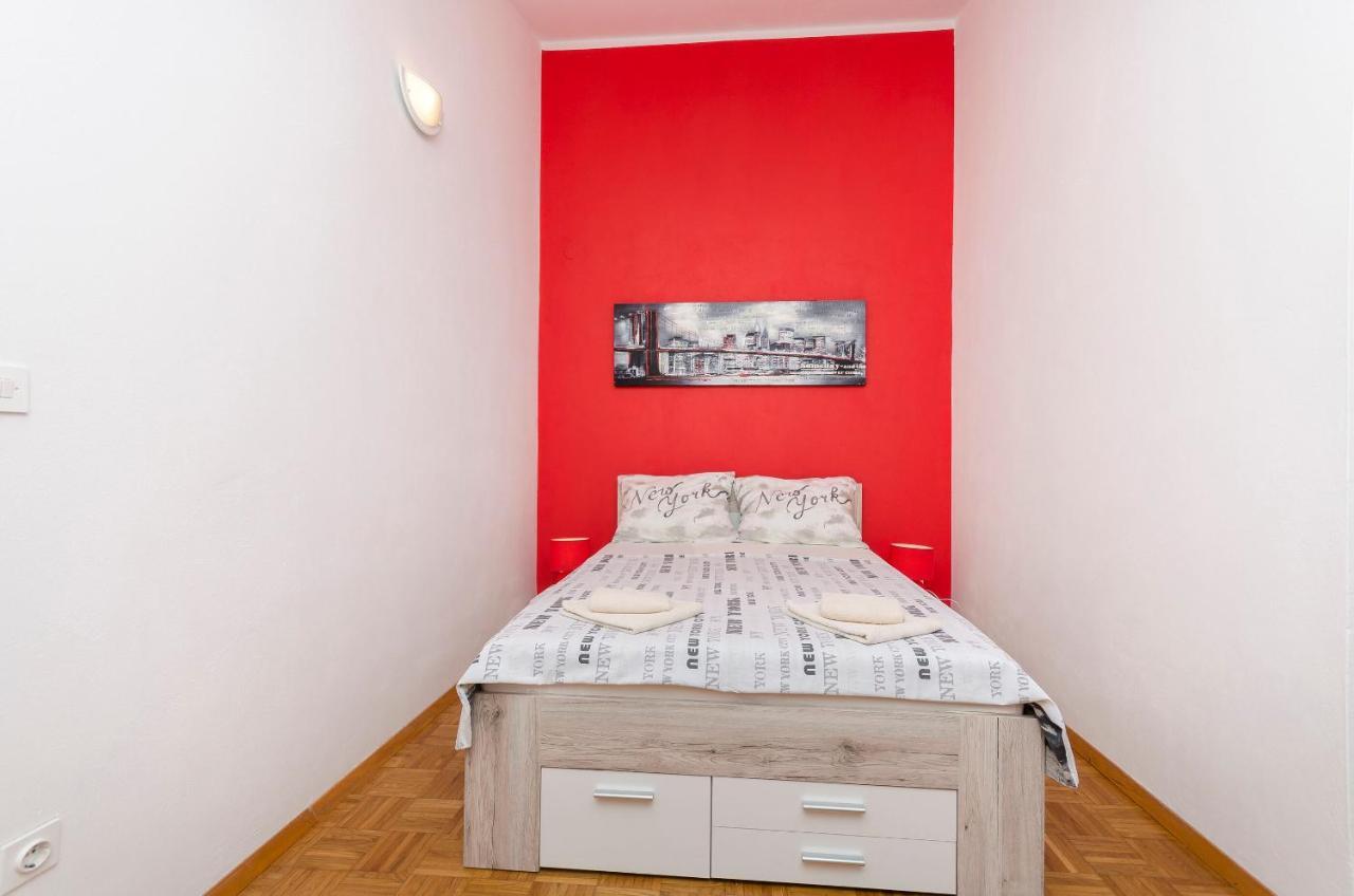 Apartments And Room Take It Easy Tribalj Esterno foto